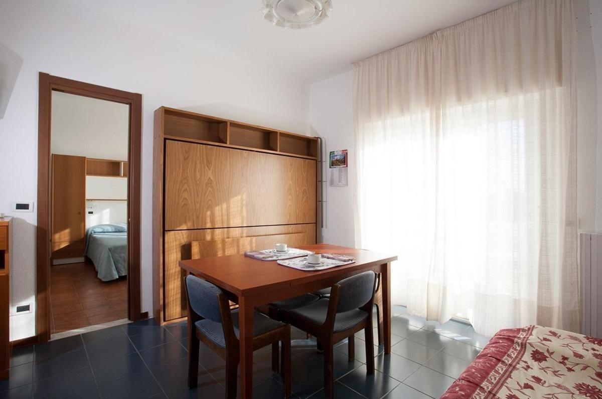 Casavacanze Internazionale Diano Marina Exterior photo