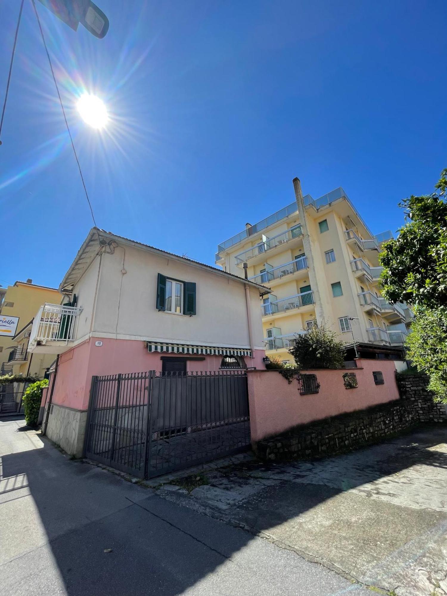 Casavacanze Internazionale Diano Marina Exterior photo