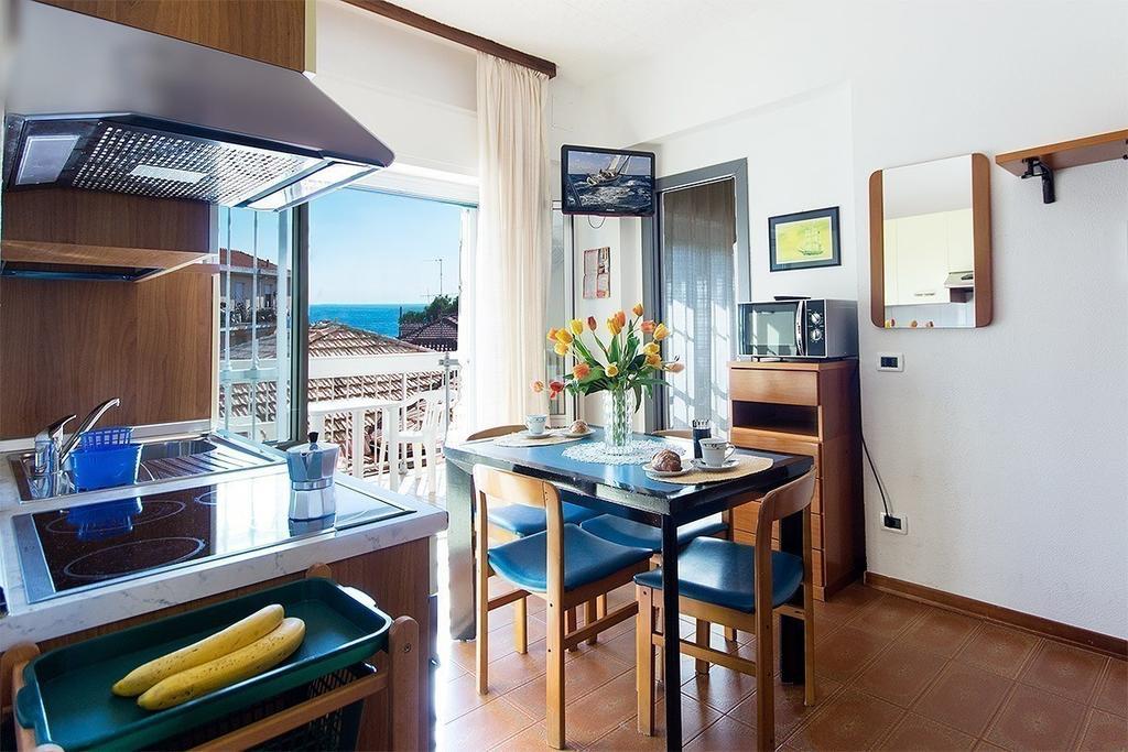 Casavacanze Internazionale Diano Marina Exterior photo