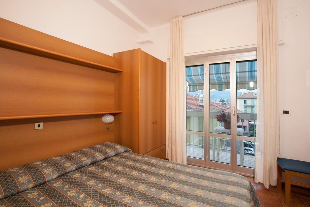 Casavacanze Internazionale Diano Marina Exterior photo