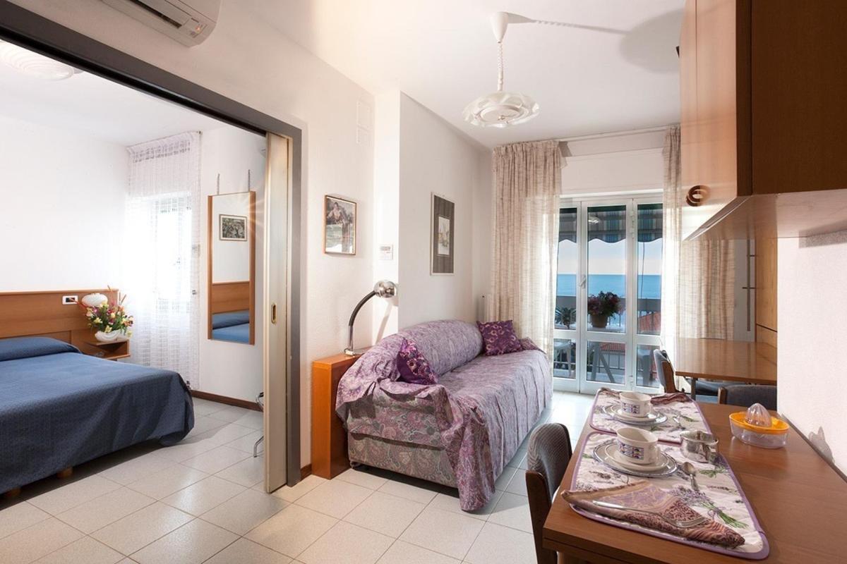 Casavacanze Internazionale Diano Marina Exterior photo